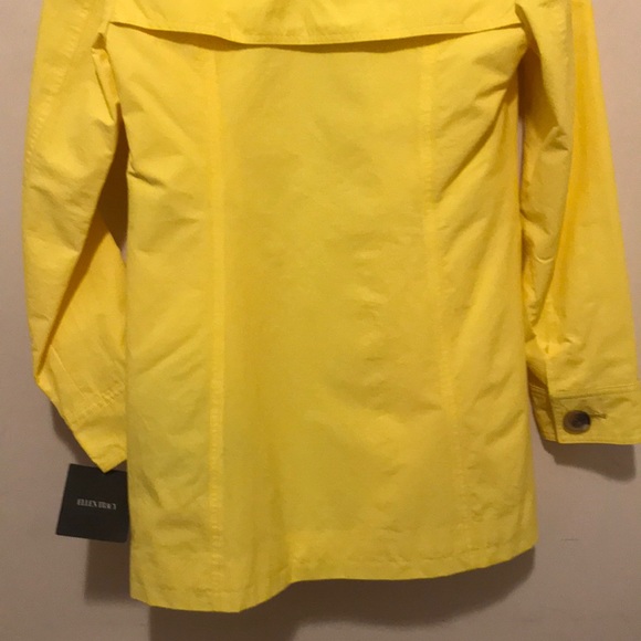 Spring trench coat. - Picture 7 of 8